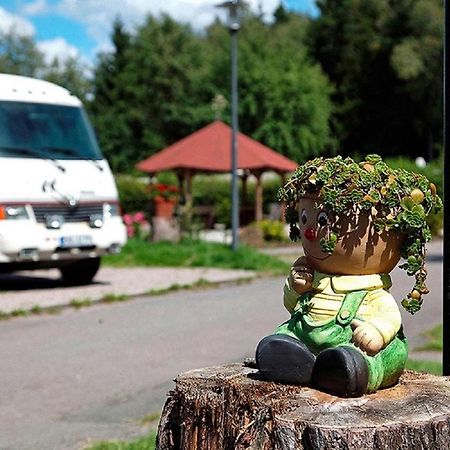 See-Campingpark Neubaeuer See Hotell Exteriör bild